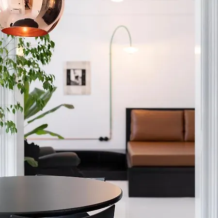 Trilogy Black Apartment *