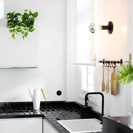 Trilogy Black Apartment Thessaloniki