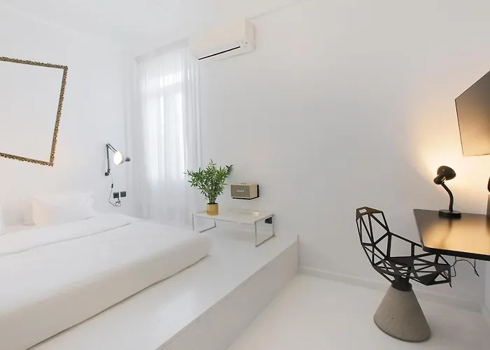 Trilogy Black Appartement *