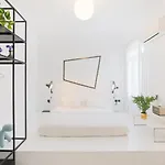 Trilogy Black Апартаменты