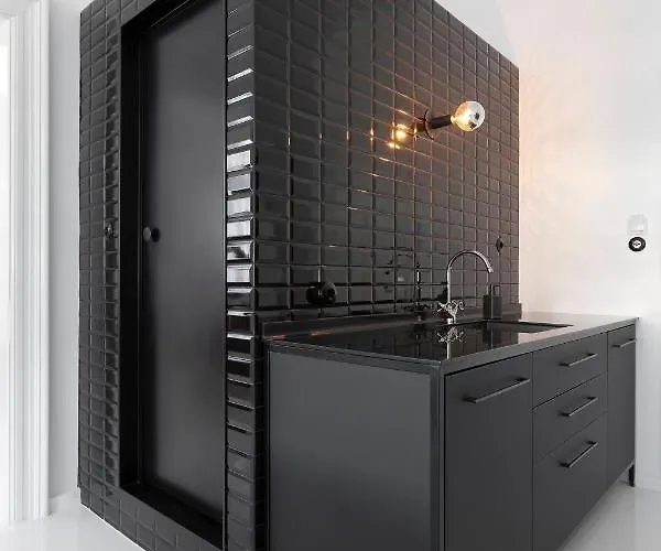 Apartament Trilogy Black *