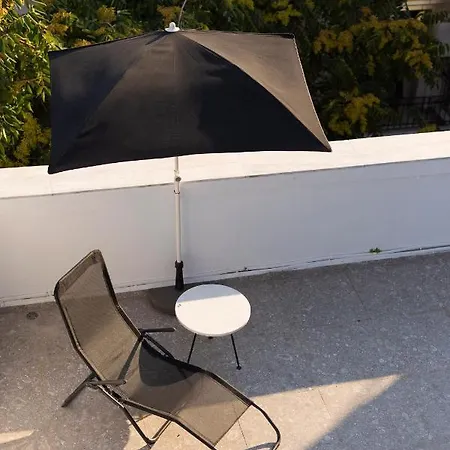 Trilogy Black شقة *